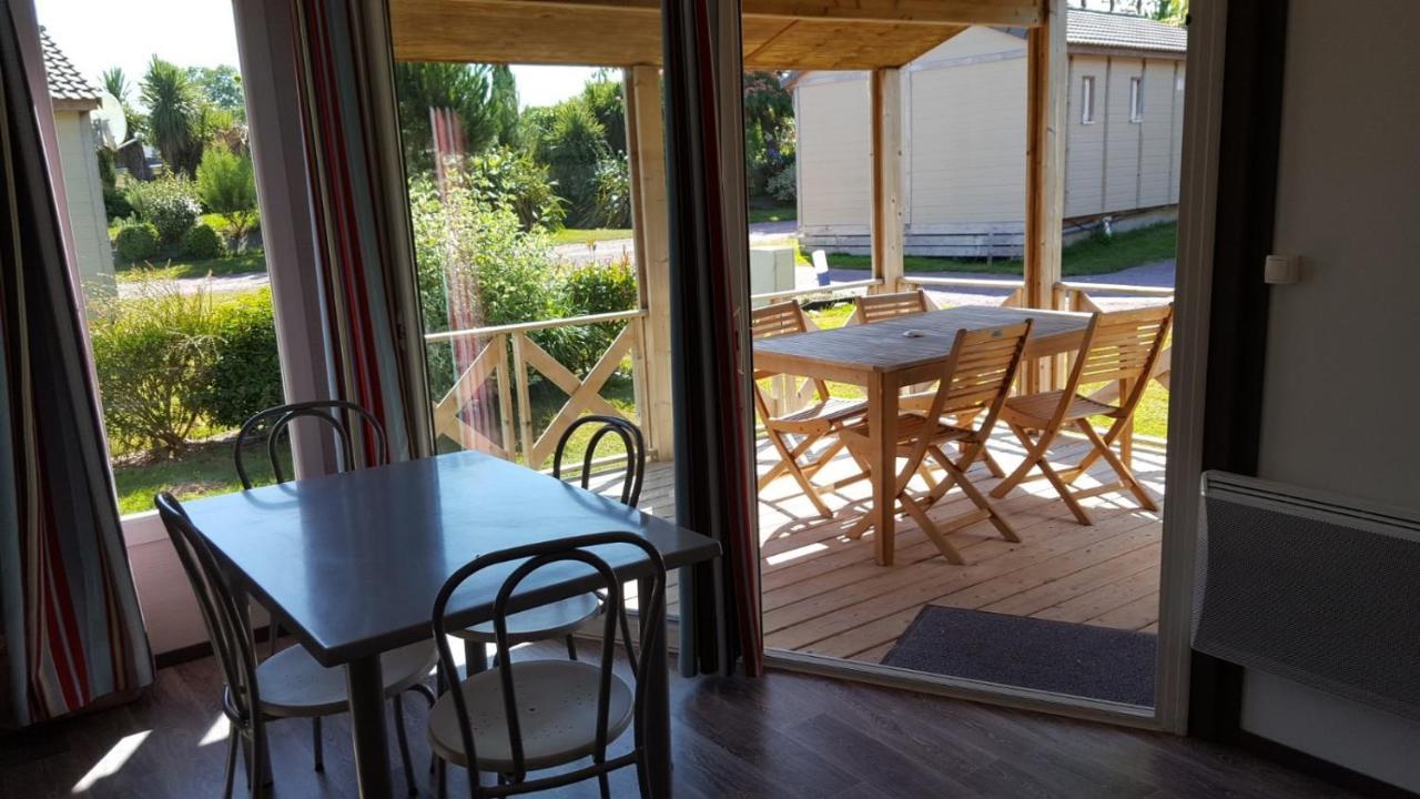 Caro  Maeva Respire Cottage De Broceliande מראה חיצוני תמונה